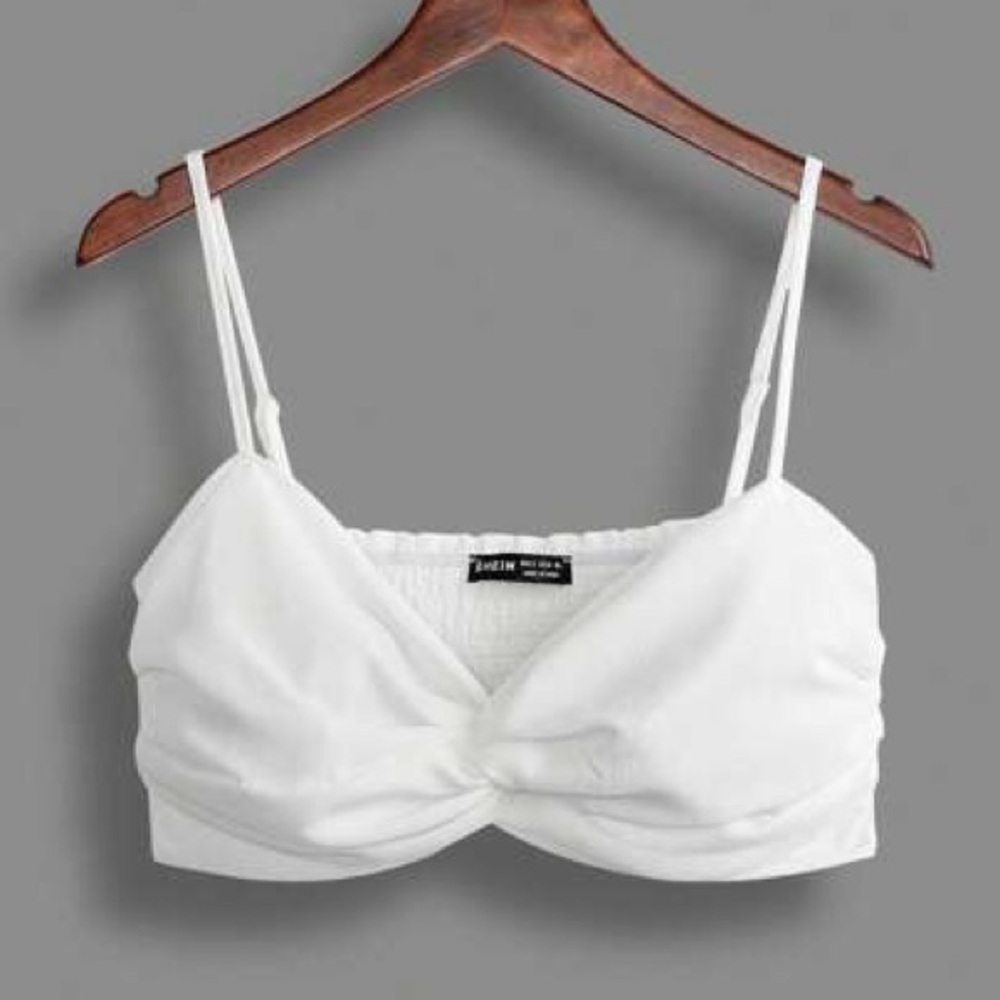 3/$15 SHEIN Twist Front What Crop Top